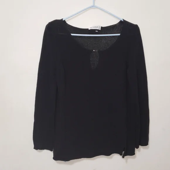 Holt Renfrew Ribbed Keyhole  Sweater - Picture 2 of 12